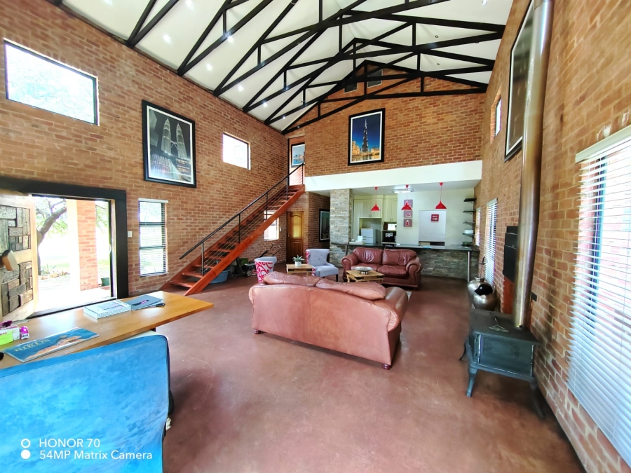 3 Bedroom Property for Sale in Hartebeesfontien AH North West